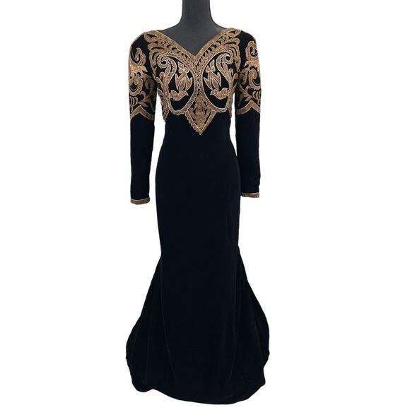 Vintage Victor Costa Black Velvet Heavily Beaded Evening Gown Bustle Back Sz 4 - Picture 13 of 16